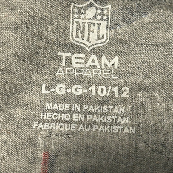 BILLS NFL Team Appearl Boys Graphic T-Shirt.               Size L.  10/12 - Picture 3 of 7